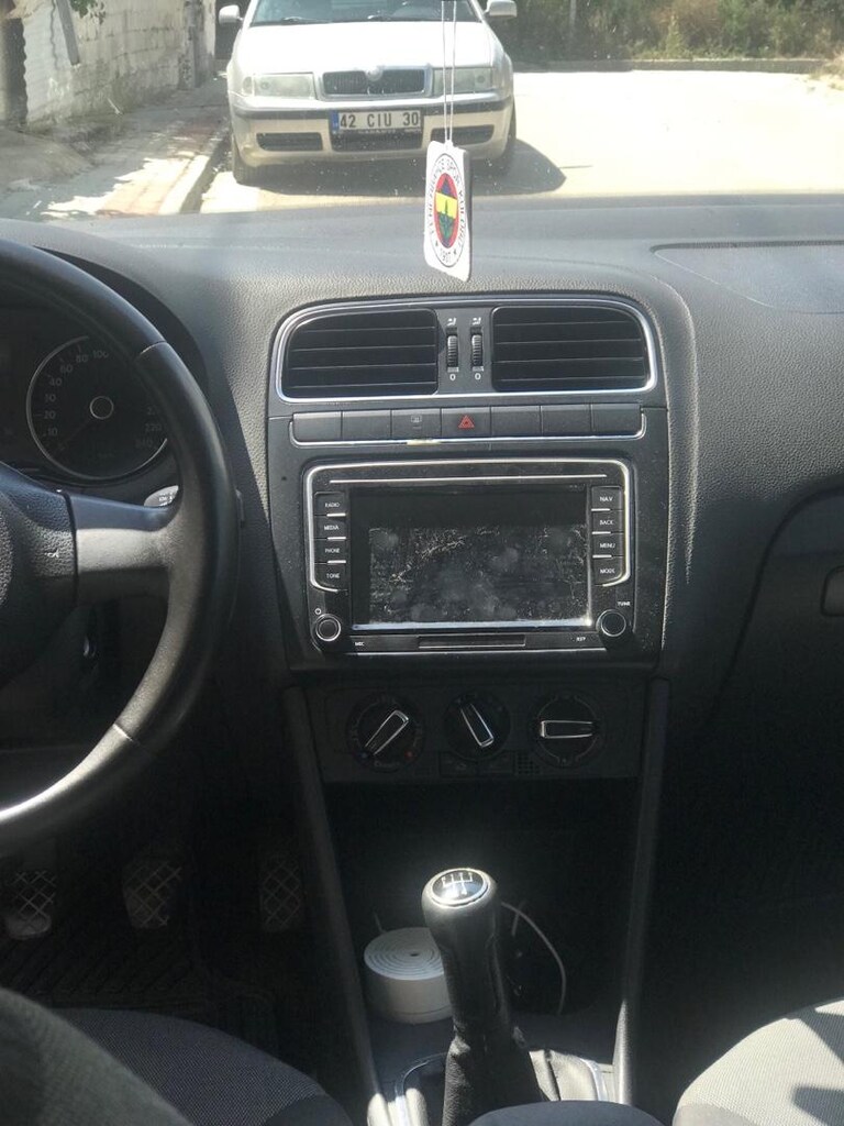 Volkswagen Polo 1.4 - 7