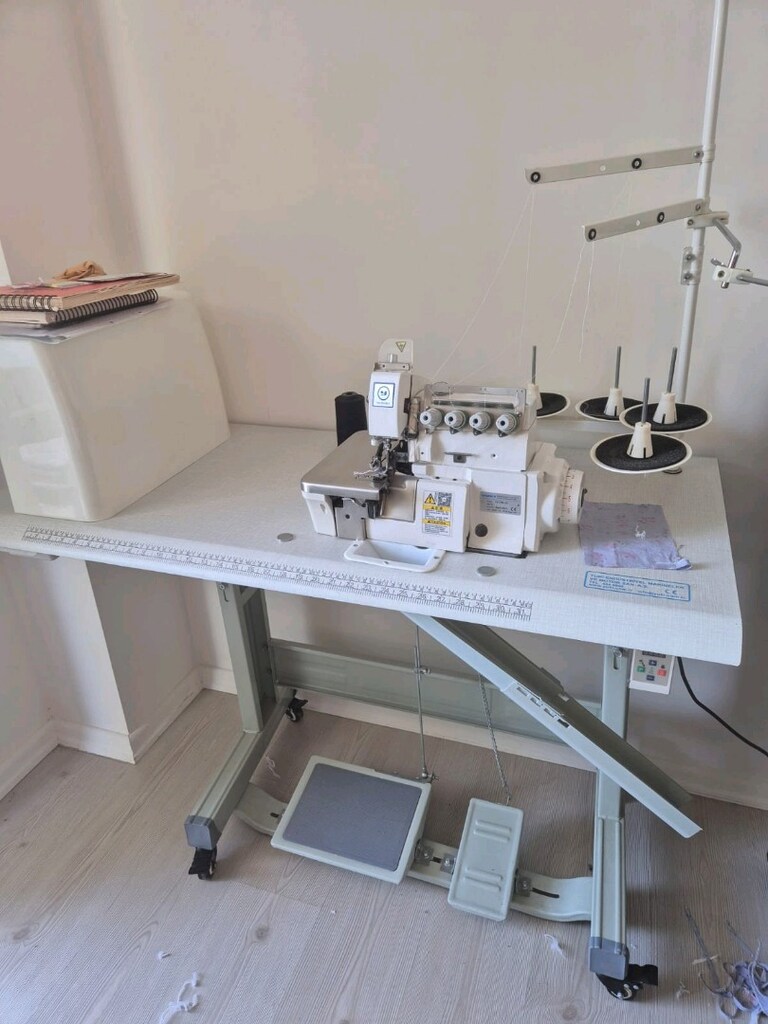 Yuki 700 Overlok Makinesi - 4