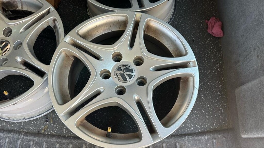 Vw grubu uyumlu caddy araçtan çıkma Kormetal Km145 modeli 5x112 jant - 2