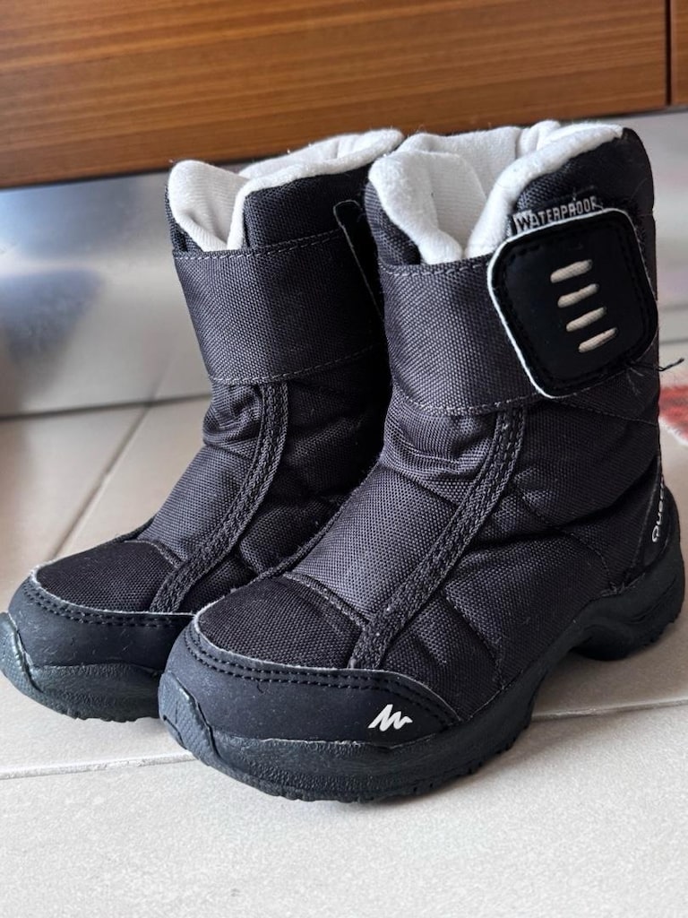 QUECHUA DECATHLON KAR BOTU SU GEÇİRMEZ sıfır gibi - 2