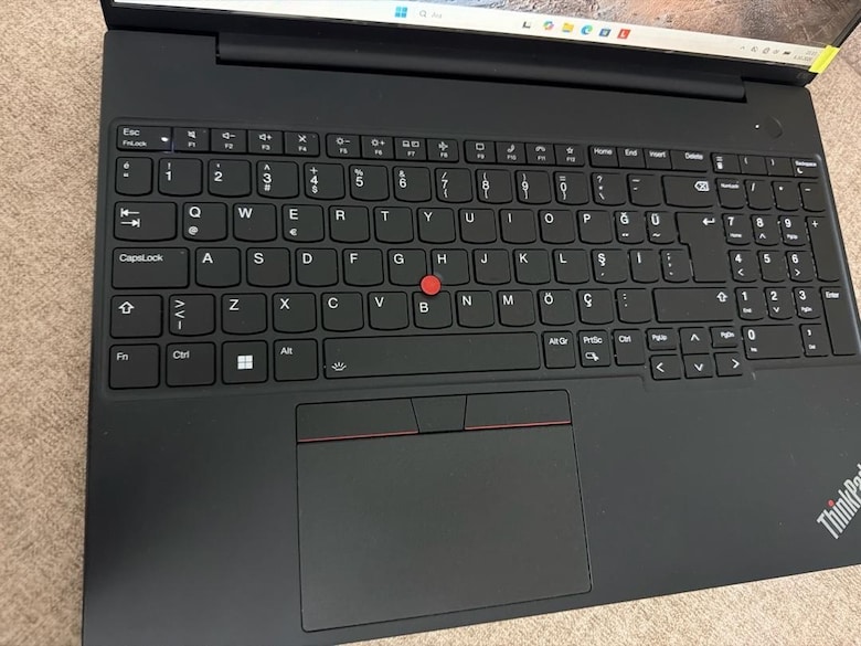 Lenovo Thinkpad E16 Gen1 İ5 13. Nesil 16GB Ram 512SSD Yeni Gibidir - 2