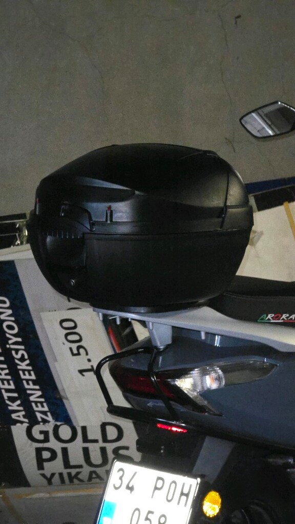 Çok Temiz Motorsiklet Arka Bagaj - 2