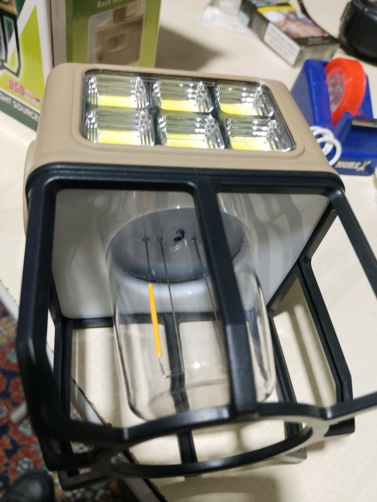 YENİ KUTUSUNDA 3 FONKSİYONU OLAN SARZLİ VE GÜNEŞ ENERJİLİ LED LAMBA - 4