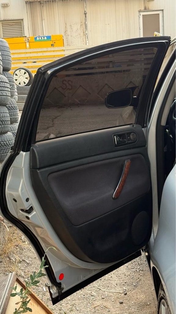 SAHİBİNDEN TEMİZ PASSAT 1.8T - 12