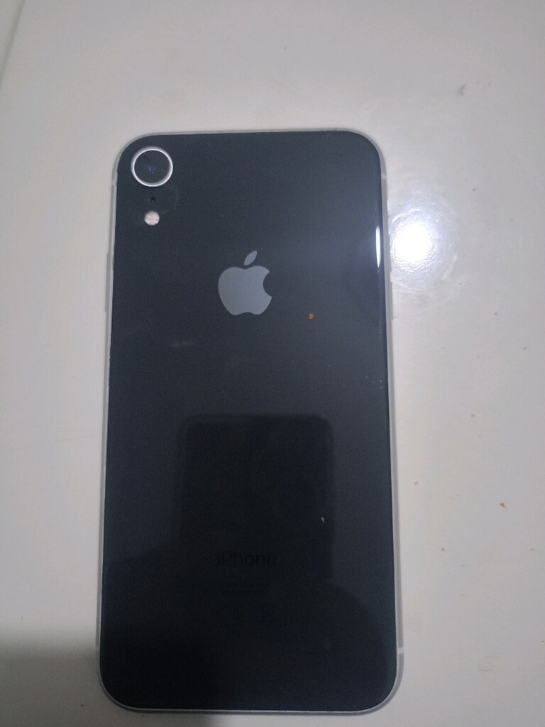 İphone XR tr cıhazı ıcloudlu. - 2