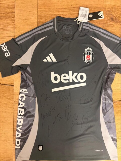 BJK Özel Gri Forma