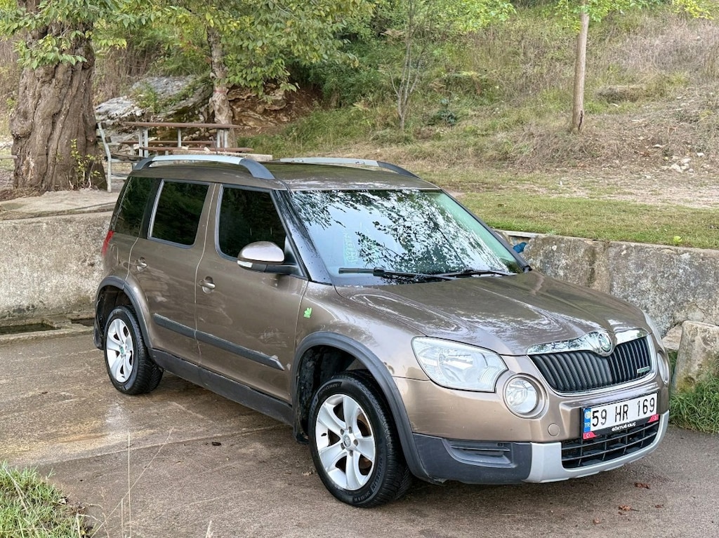 SKODA YETİ 1.6TDI MANUEL GARAJ ARABASI - 3