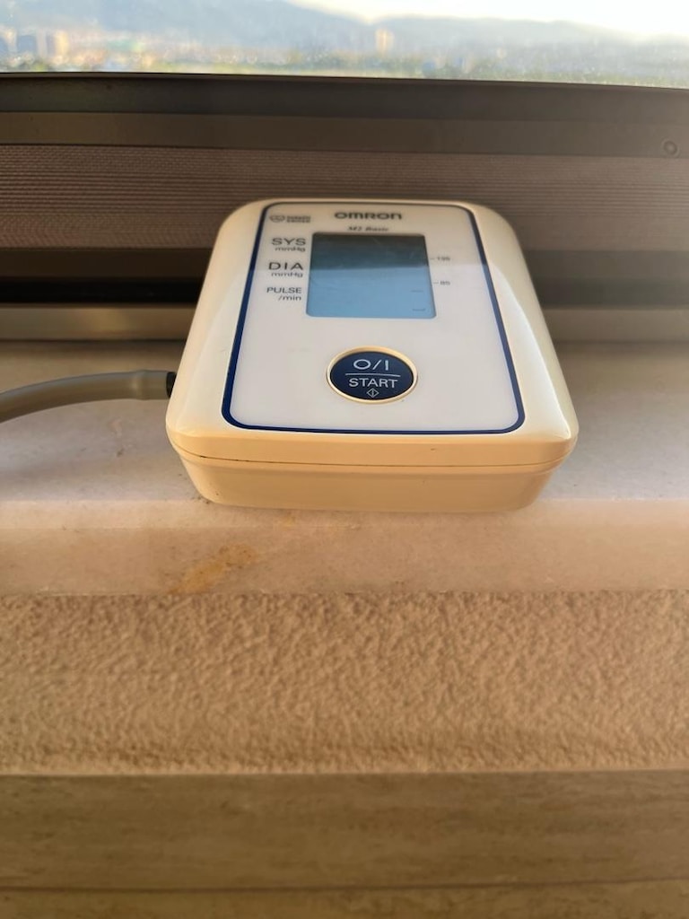 Omron M2 Basic Koldan Ölçer Dijital Tansiyon Aleti (Çok Temiz) - 3
