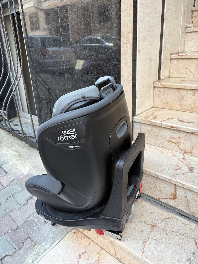 Britax Römer Britax-Römer Dualfix M i-Size 61-105 CM 0-18 KG - 3