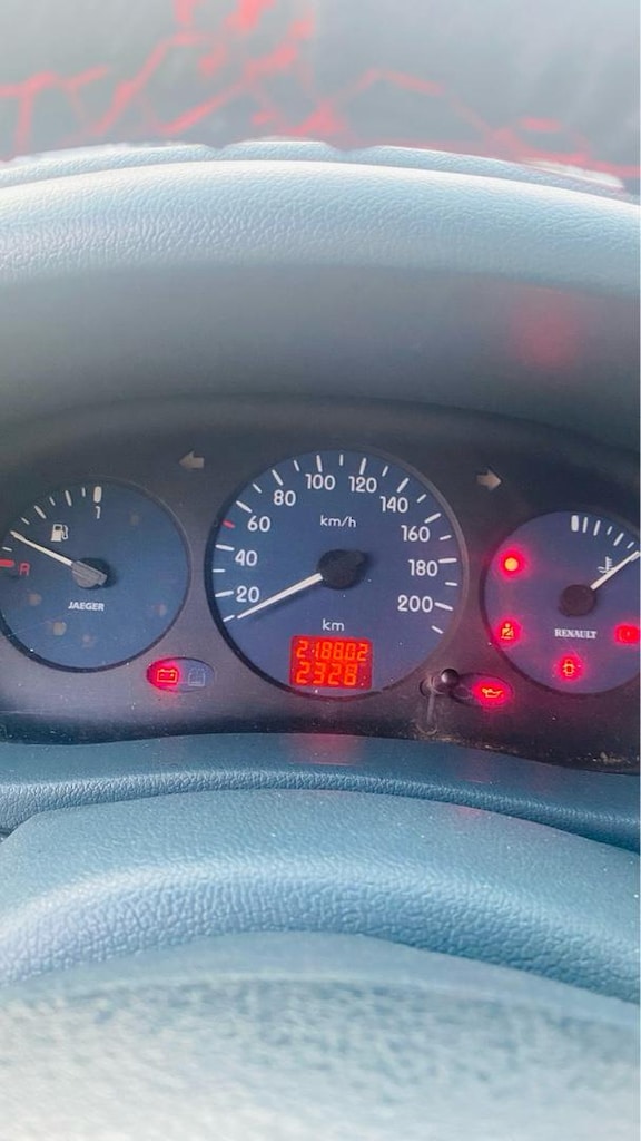Renault kangoo 2001 1,9 RN motor parasına - 7