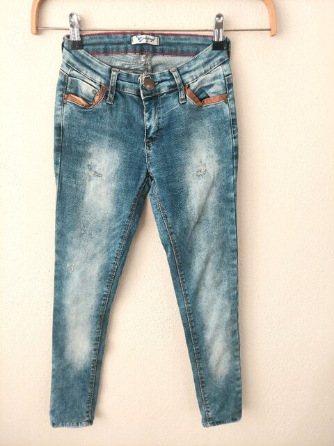 Yırtık detay eskitme model lycralı Jean