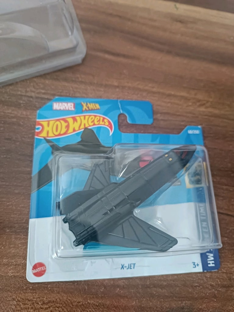 Marvel X-men Hotwheels X-Jet - 2
