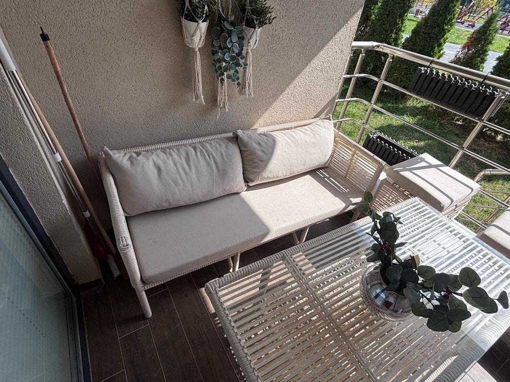 Bahçe Mobilyası - 2