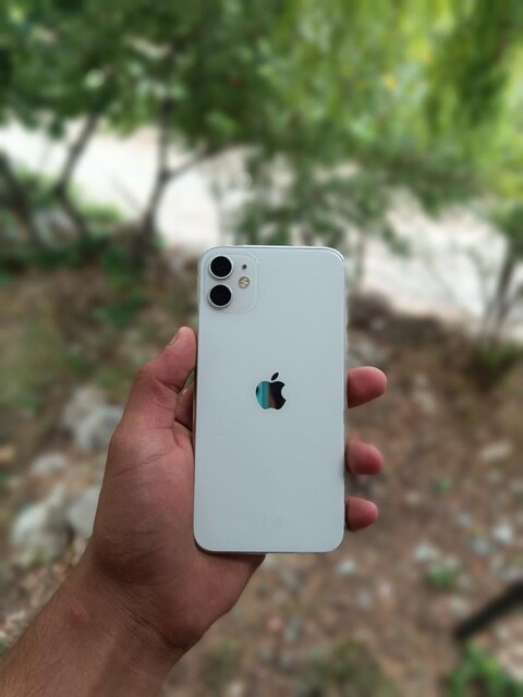 iPhone 11