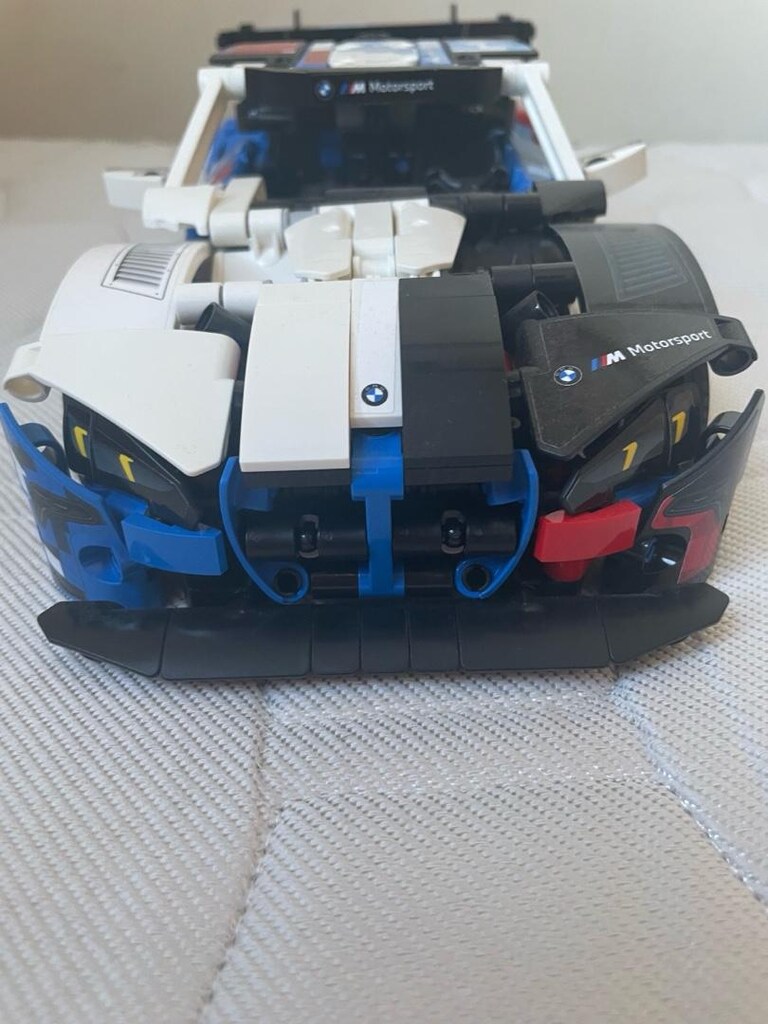 (FIRSAT!)(SPEED CHAMPIONS KOENIGSEGG JESKO HEDİYE!) LEGO TECHNIC BMW - 8