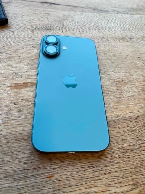 İPHONE 16. pil 100 kozmetik 10/10