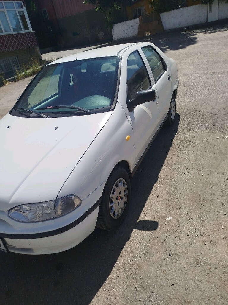 2001model fiat siena 1.2. 194000km - 2