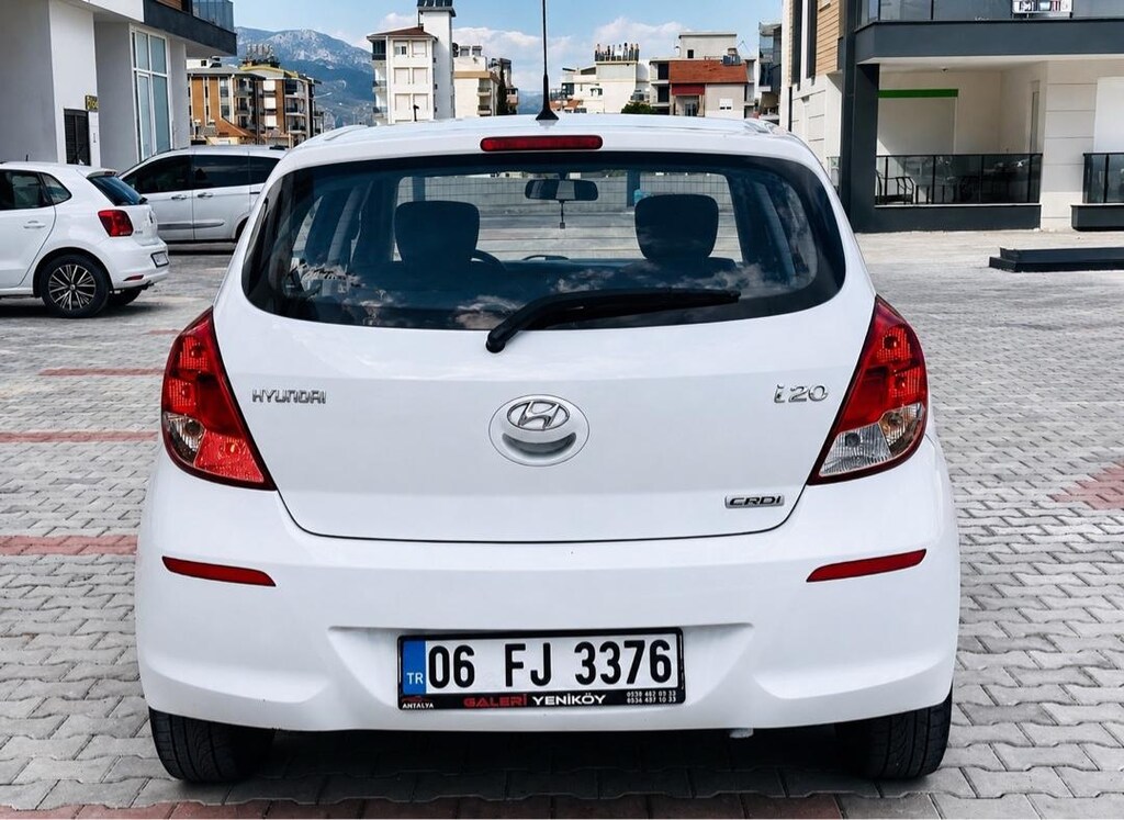 Temiz ve Masrafsız Hyundai i20 - 5