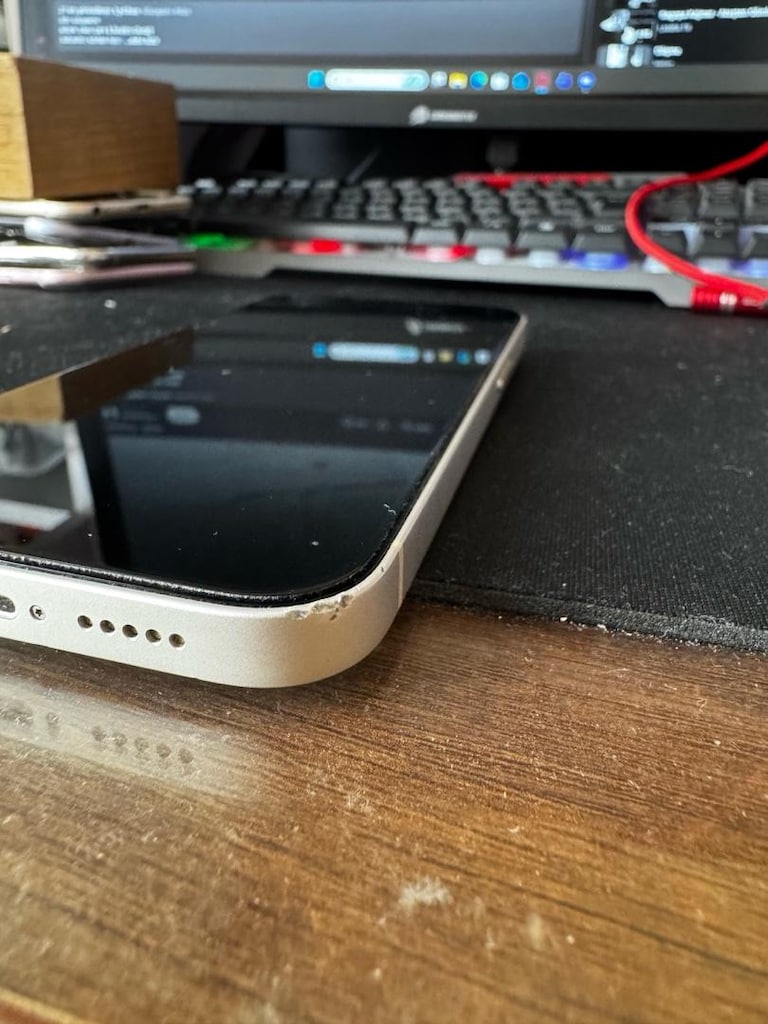 iPhone 13 - 7