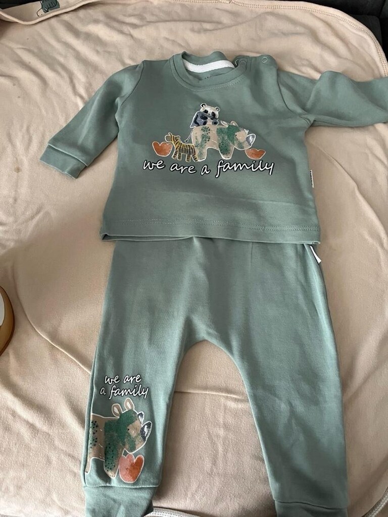 Bebek kıyafetleri