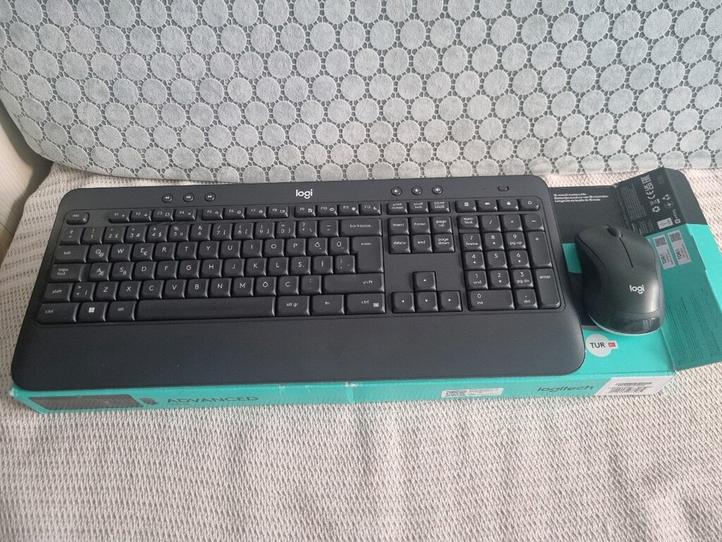 Logitech Kablosuz MK540 Klavye Mouse Seti - 2