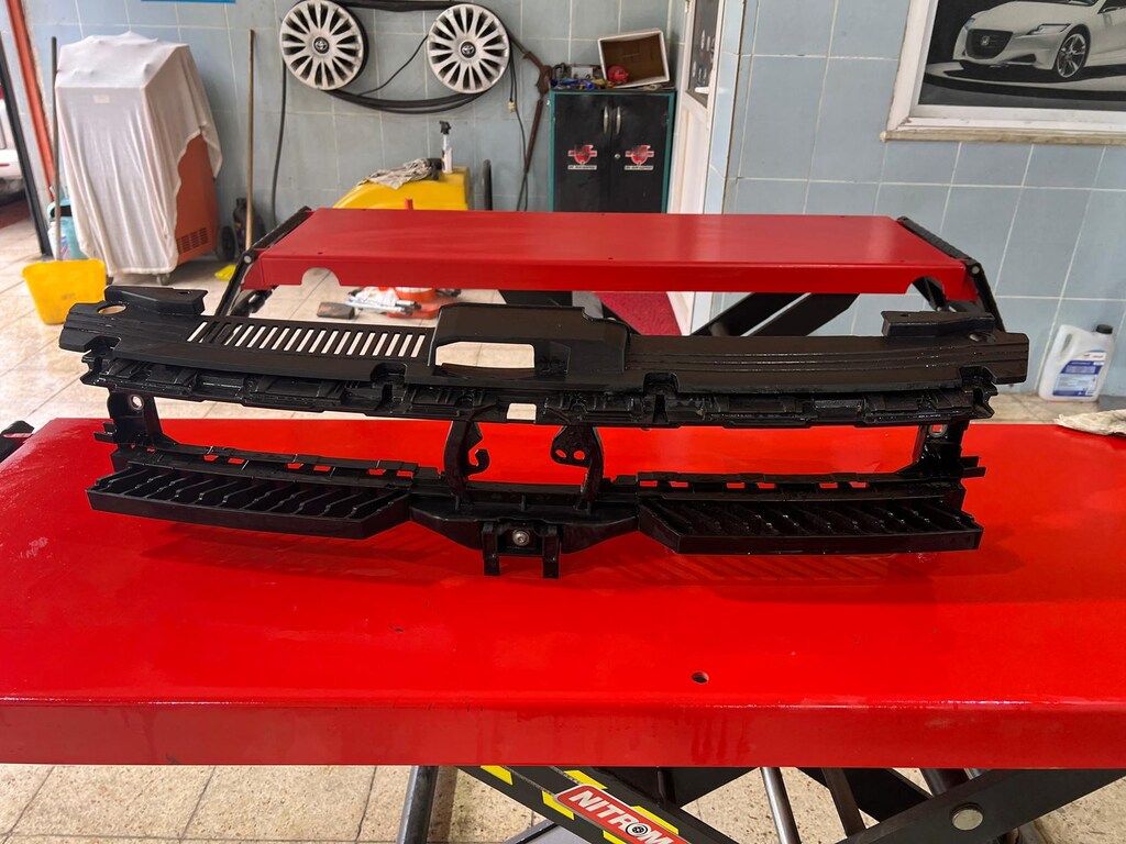 VOLKSWAGEN POLO ÖN TAMPON TUTUCU ORTA - 4