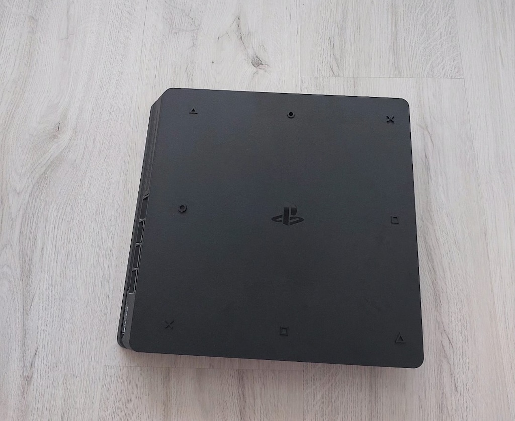 Az Kullanılmış, Kutusunda PlayStation 4 (2 Kol + Oyunlar Dahil) - 5