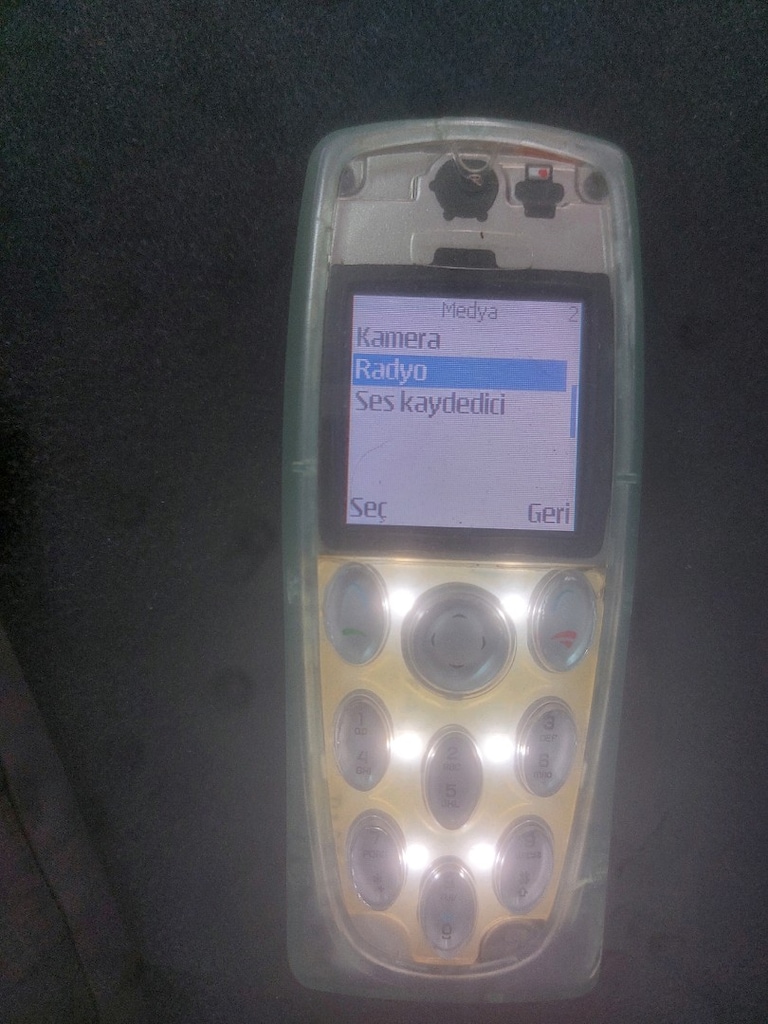 Nokia 3200 İmei kapalı. telefon çalışıyor - 3