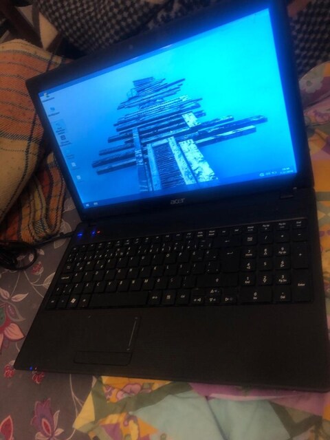Acer İ5 Laptop