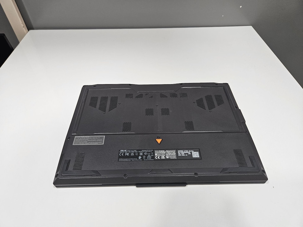ASUS TUF+ RYZEN 5 7535HS+ 16 GB RAM + RTX 4060 8 GB+ KUTULU - 8