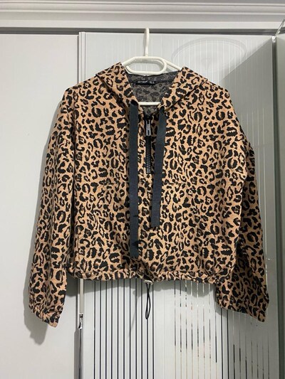 Kapüşonlu Sweatshirt & Kadın Elbise