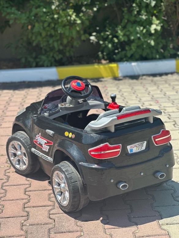 akülü çocuk arabası BMW ışıklı müzikli - 3