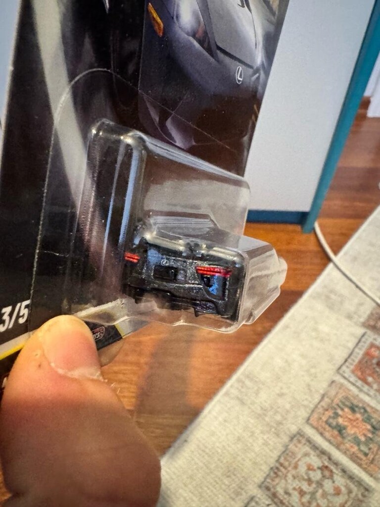Hot Wheels Premium Lexus LFA - 6