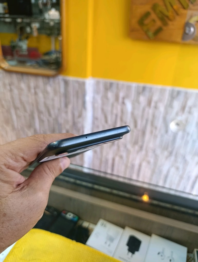 tecno slim 5 G TR 256 GB - 5