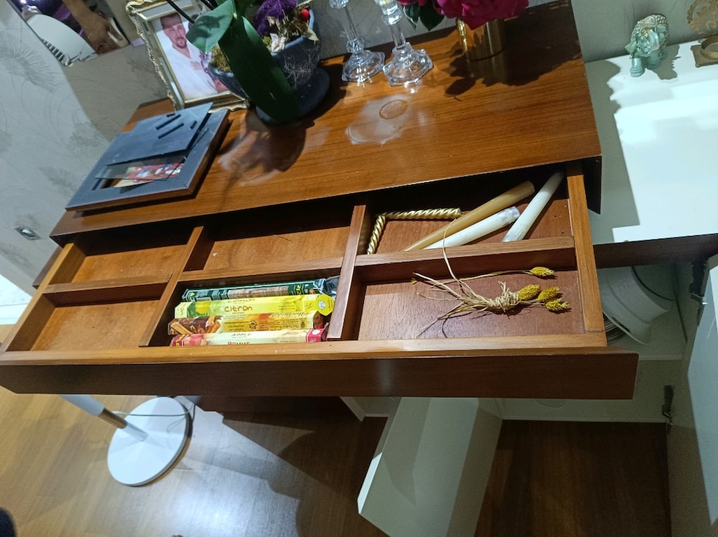 acil salon odası takımı koltuk masa sandalye TV ünitesi ayna komidin - 8