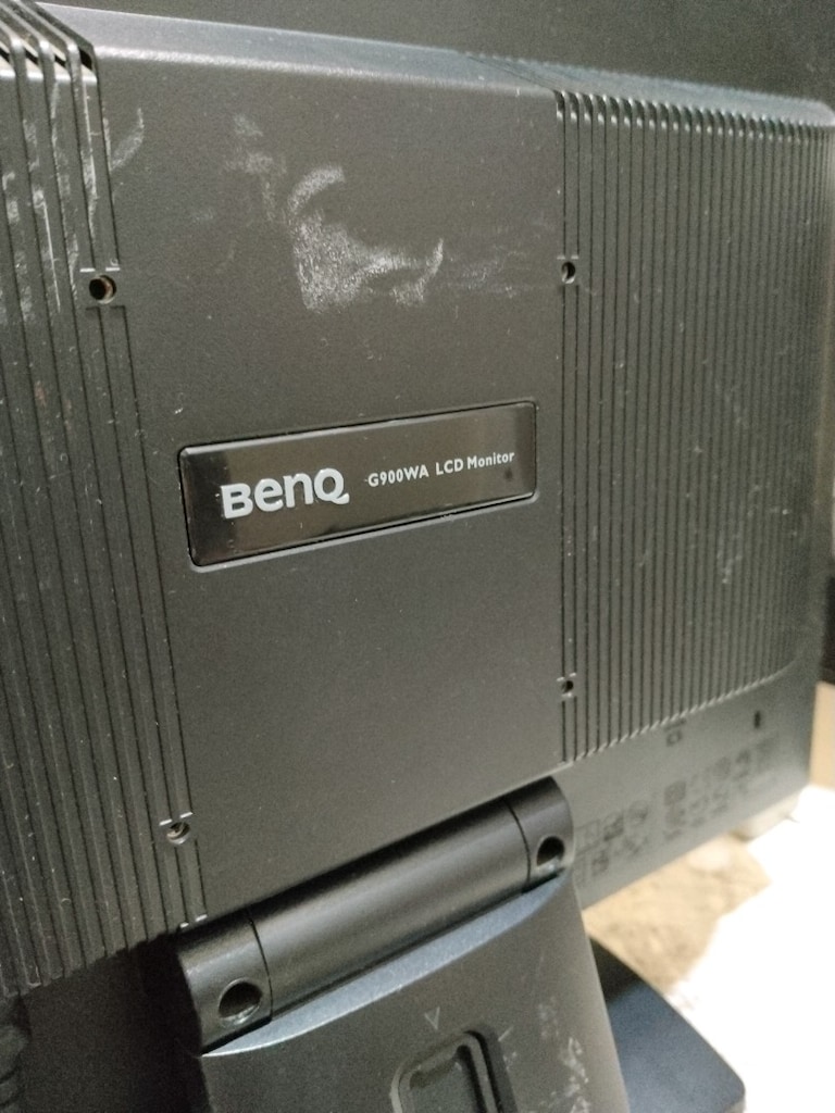 BENQ MARKA 47 SANTİM 18.5 İNÇ EKRAN BOYUTU OLAN MONİTÖR - 10