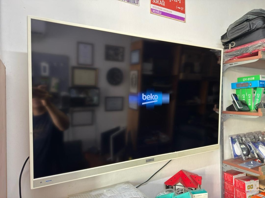 BEKO 48 INC DEV EKRAN İNTERNET YOK SADECE UYDULU TELEVİZYON - 2