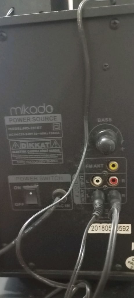 MİKADO BLUTUTLU FLAŞ BELLEKLİ AUX GİRİSLİ RADYOLU 2+1 SES SİSTEMİ - 3