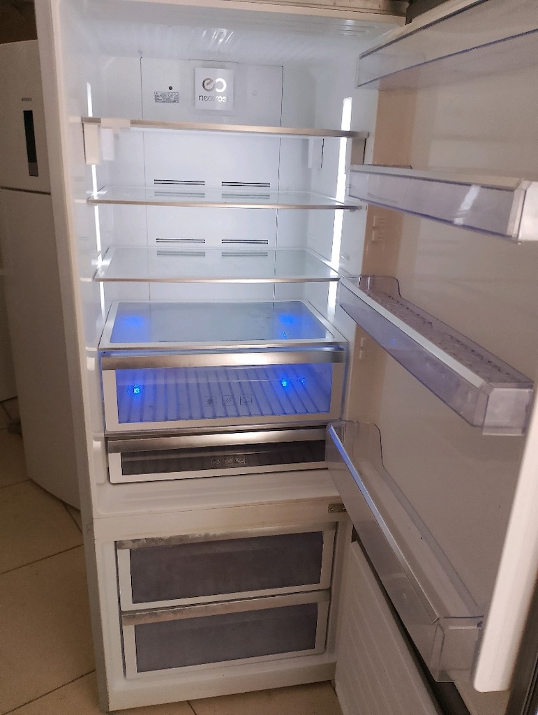 Beko nofros buzdolabı nakliye kurulum dağil sorunsuz - 9