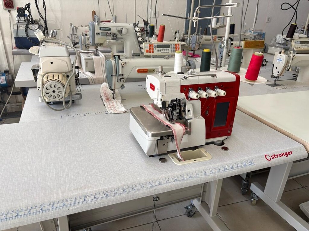 Stronger 4 iplik elektrikli iplik kesmeli overlok makinası - 3