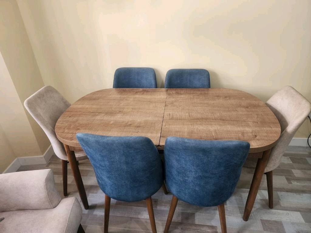 Az Kullanılmış Yemek Masası - 2