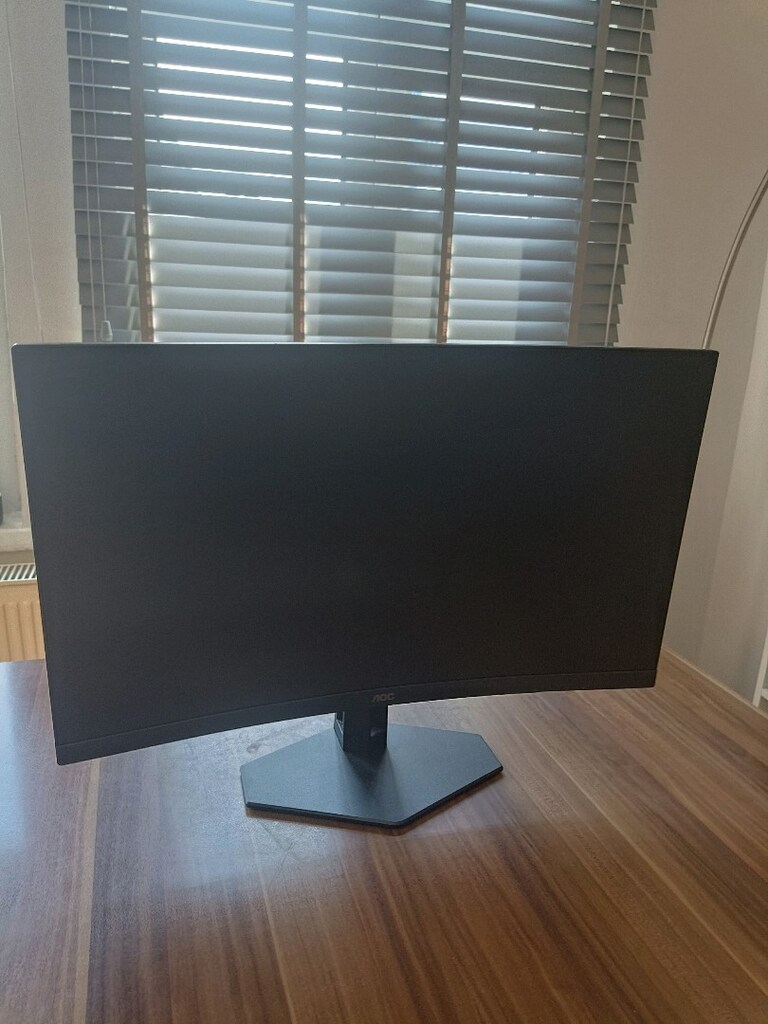 AOC 27 inç 280 hz 0.3 ms Curved Oyuncu Monitör C27G4ZXE - 2