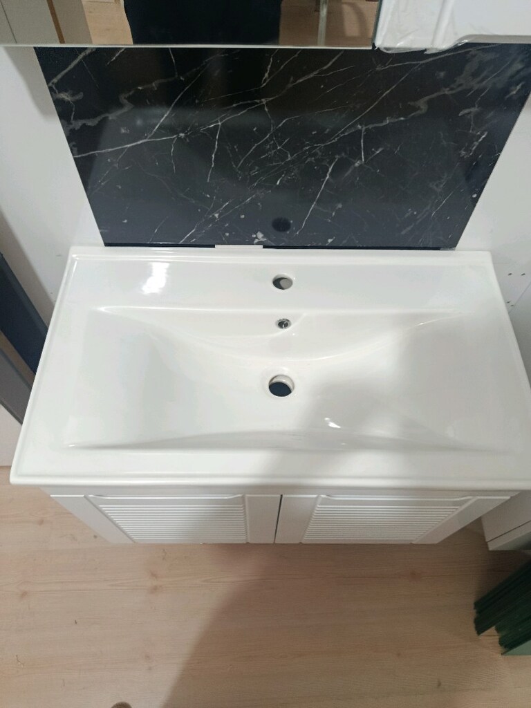 DUVARA ASMALI ULTRA BALON KAPAK BANYO DOLABI - 9