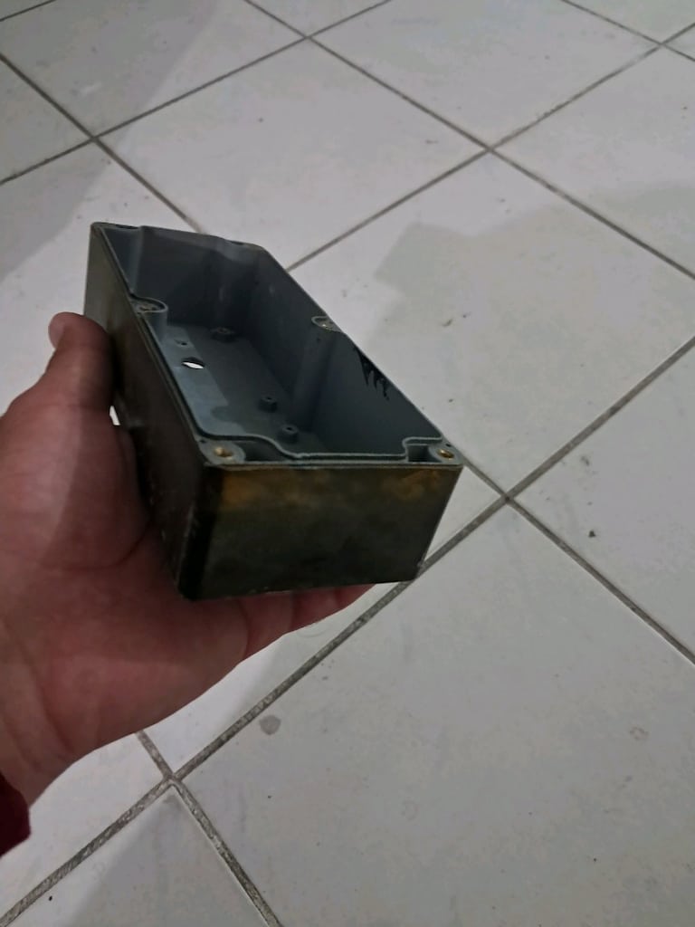 Gri Metal Elektronik Kutu proje kutusu vidalı - 2