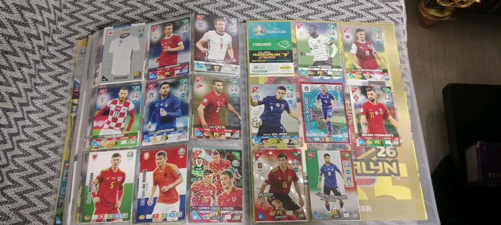 FIFA 365 futbolcu kartları - 3