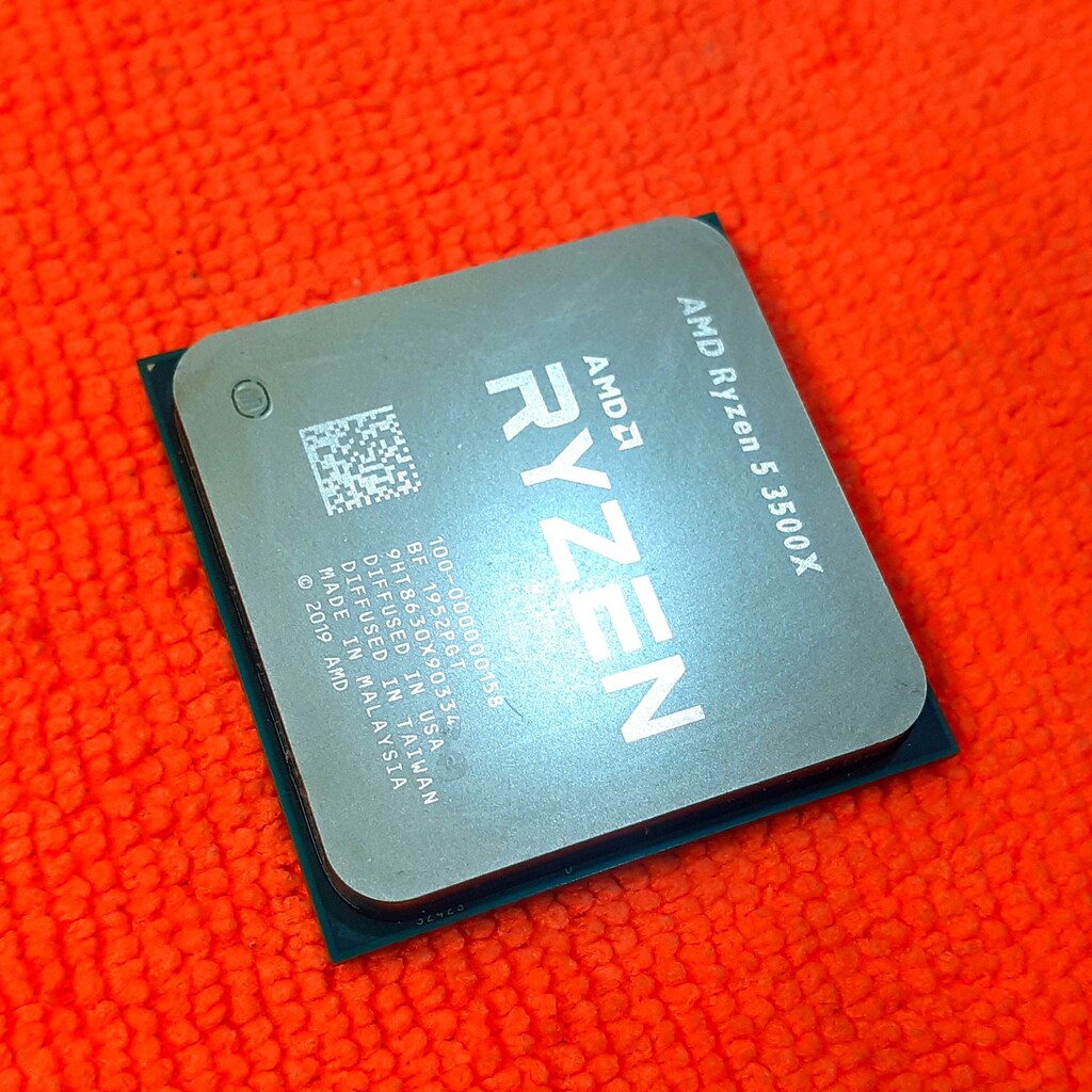 AMD Ryzen 5 3500X (Altı Çekirdek) 3.60 GHz. İşlemci - 3