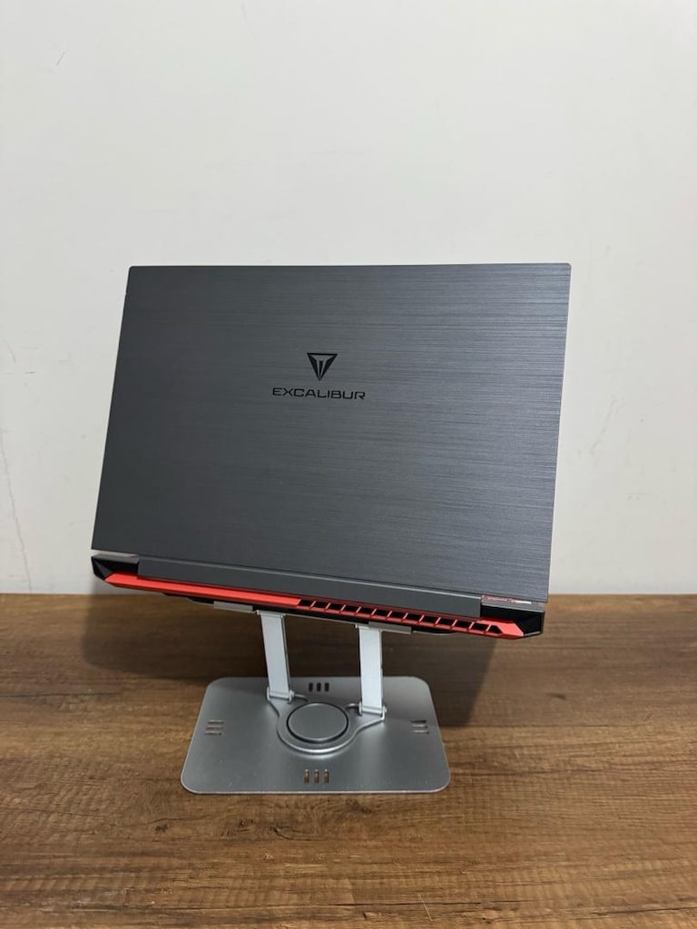 RTX4060 - 1 TB SSD - CASPER EXCALİBUR GAMİNG LAPTOP - 8