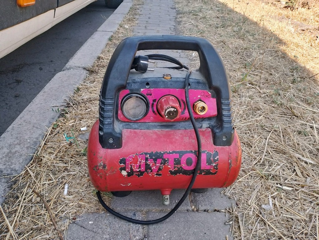 MYTOL YAĞSIZ CANTA TİPİ KOMPRESÖR 6 LİTRE 8 BAR - 7