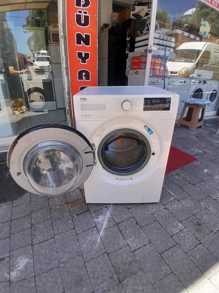 Temiz sağlam çalışır durumda beko marka 9 kiloluk çamaşır makinesi - 7