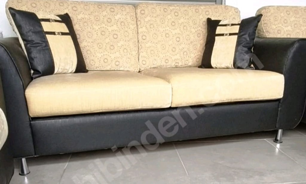 İSTİKBAL KOLTUK TAKİMİ 2+1 - 2